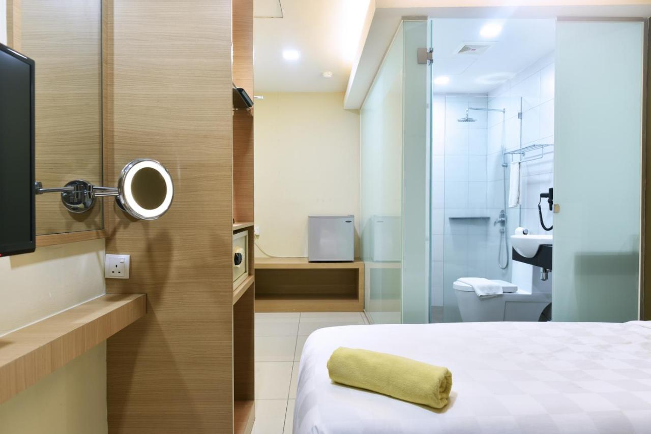 Hotel Mornington Bukit Permata Lumut Exteriör bild